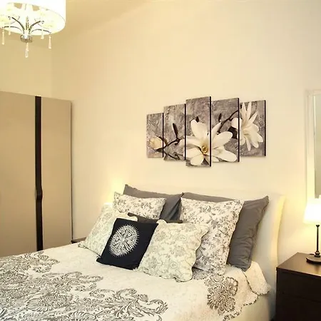Apartment Fully Equipped Spacious Prague
